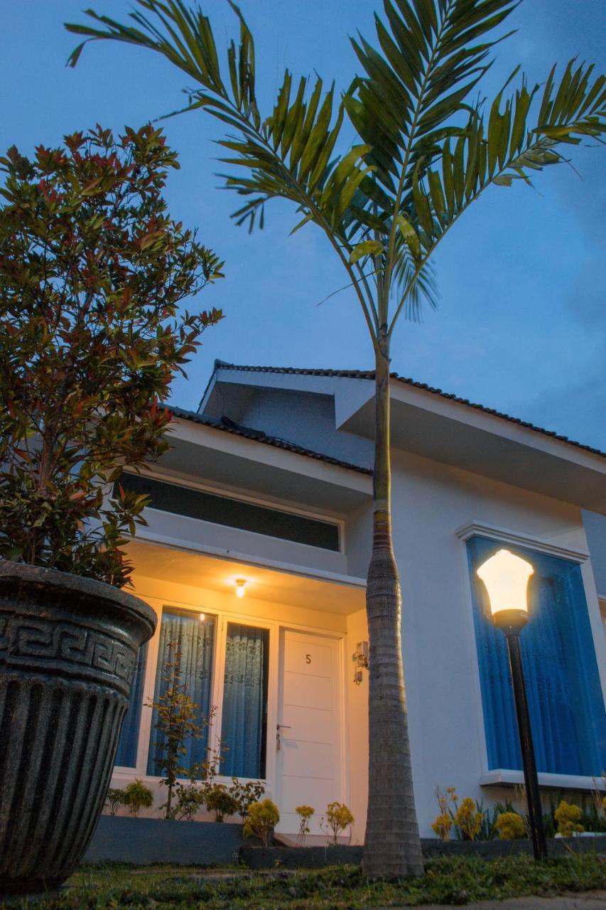 Villa Rumah Bromo Eksteriør bilde